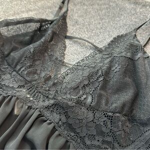 In Bloom like new black chemise